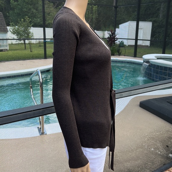 COS Brown 100% Wool Sweater Cardigan. Size XS - Picture 4 of 7